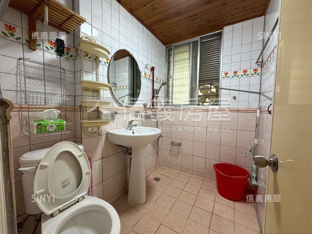 劍南方正５樓房屋室內格局與周邊環境