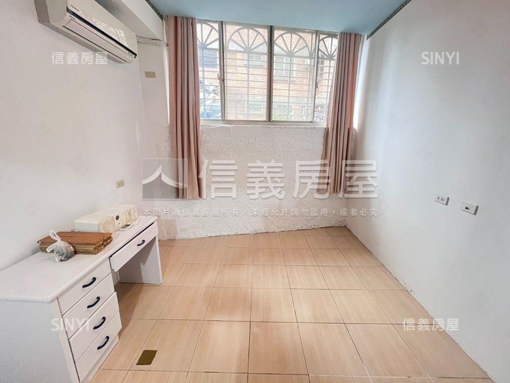 近家樂福成家溫馨三房房屋室內格局與周邊環境