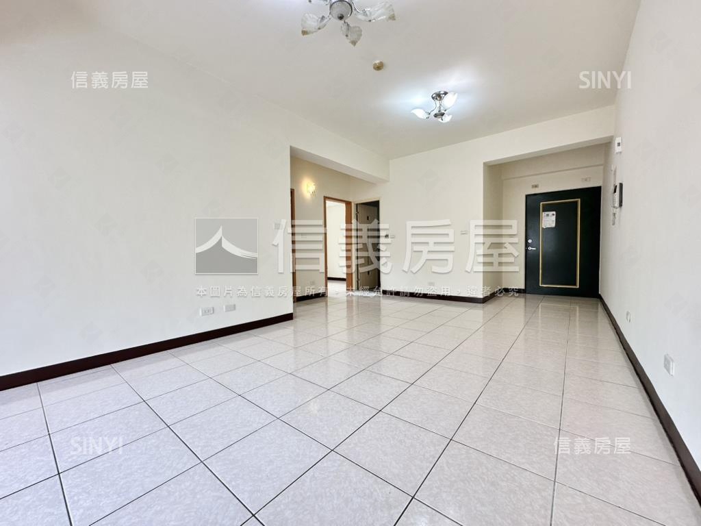 頂天立地★邊間採光兩房房屋室內格局與周邊環境