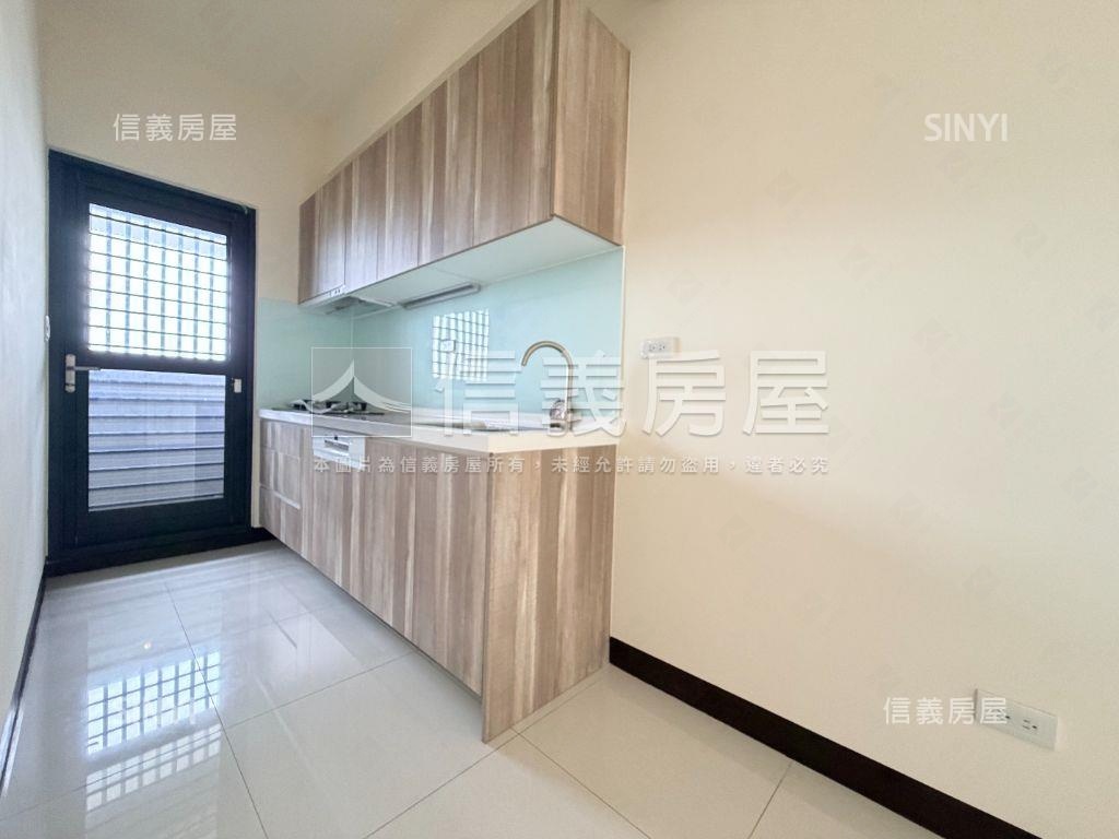 華雄建設全新未住三房平車房屋室內格局與周邊環境