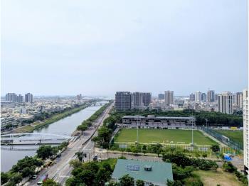 華雄建設全新未住三房平車