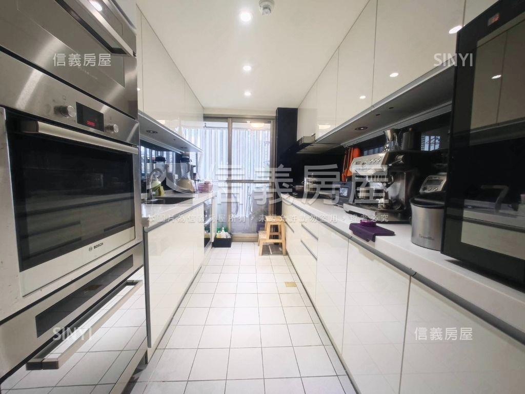 國家大樓增值潛力佳房屋室內格局與周邊環境