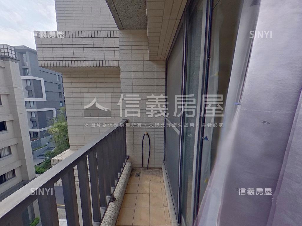 春福涵美築三房車位房屋室內格局與周邊環境