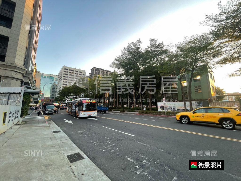 民生漾漂亮好屋＋車位房屋室內格局與周邊環境