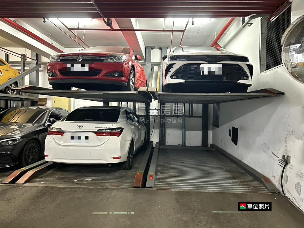 捷運～都市天地２房車位房屋室內格局與周邊環境