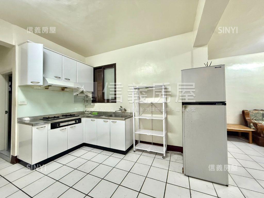 專任低總價學府首購公寓房屋室內格局與周邊環境