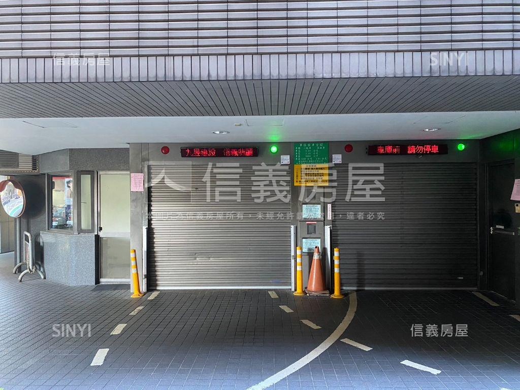 大安信義翡麗休旅車位房屋室內格局與周邊環境
