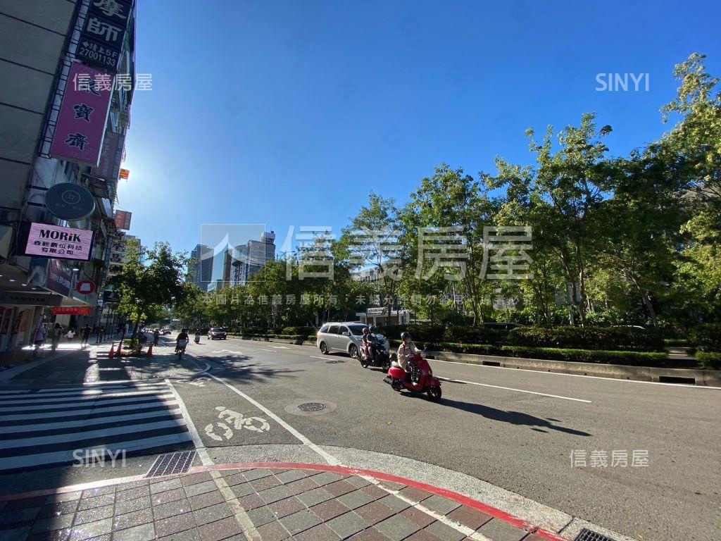 大安信義翡麗休旅車位房屋室內格局與周邊環境