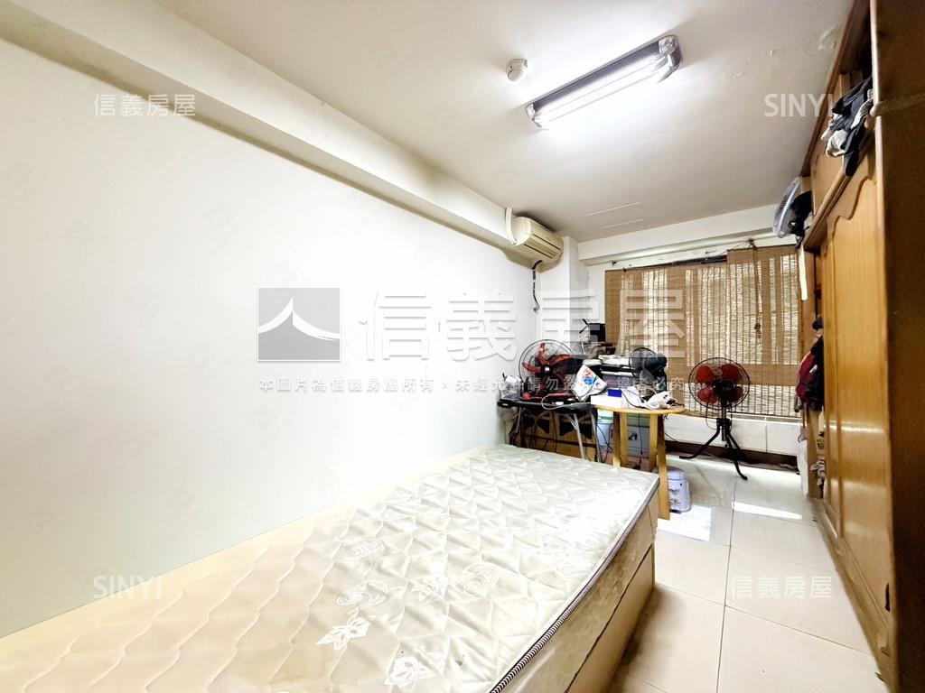 近新台１７線．面寬金店面房屋室內格局與周邊環境