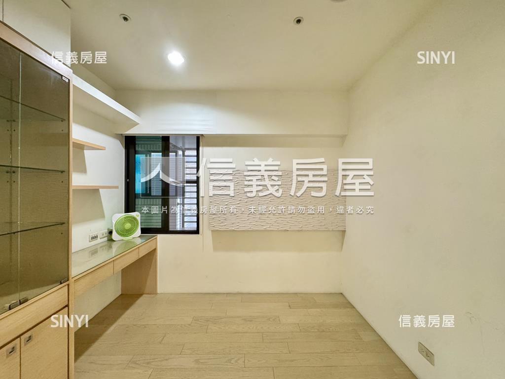 中都美術館次高樓三房平車房屋室內格局與周邊環境