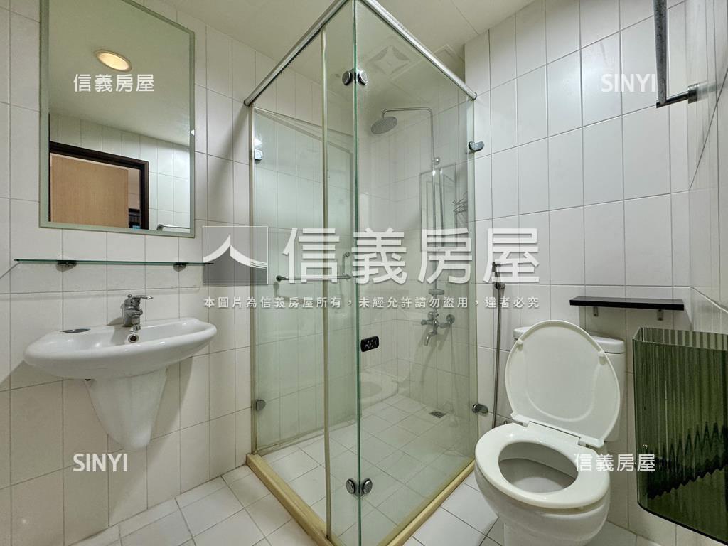 中都美術館次高樓三房平車房屋室內格局與周邊環境