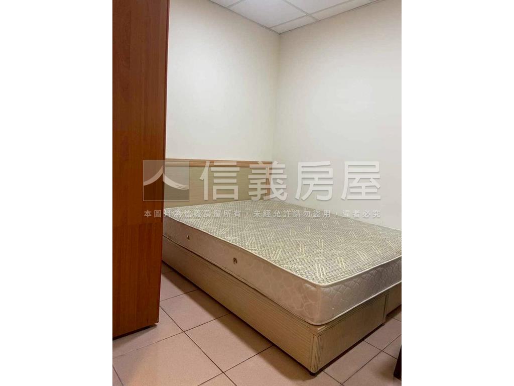 民族金雞母大空間房屋室內格局與周邊環境