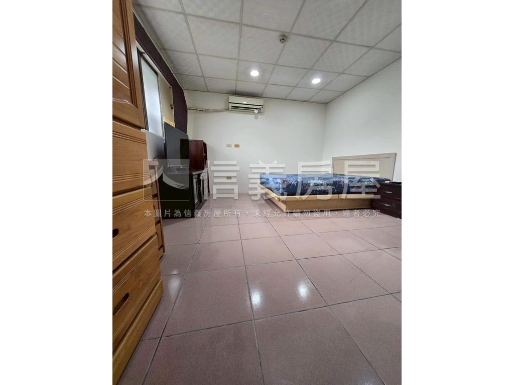 民族金雞母大空間房屋室內格局與周邊環境