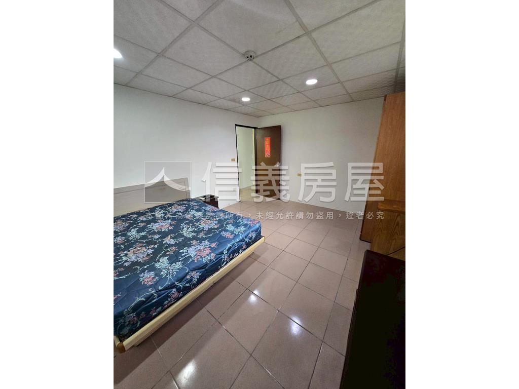 民族金雞母大空間房屋室內格局與周邊環境