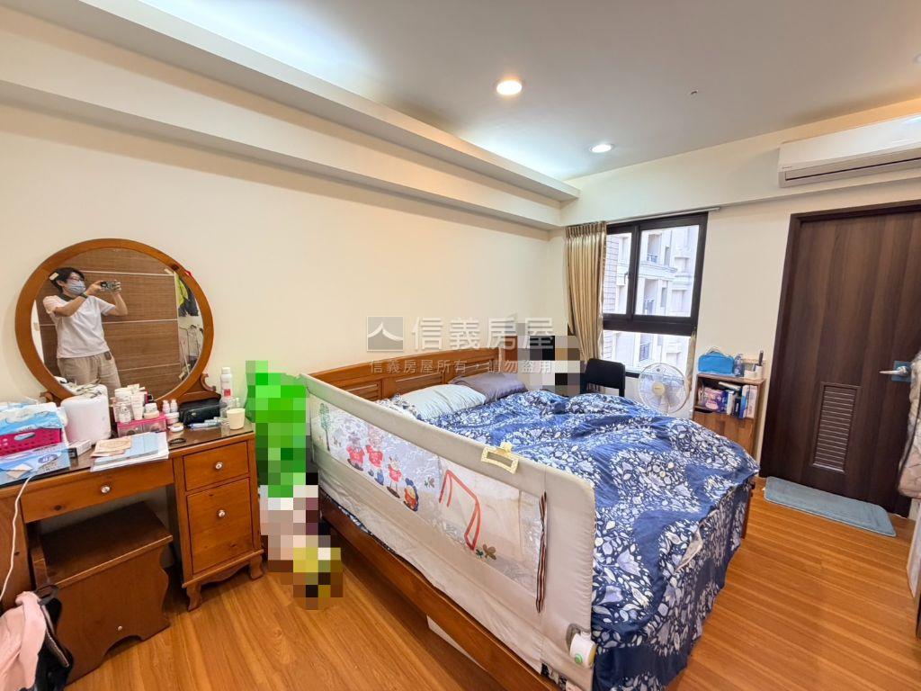 晴光花園三房平車房屋室內格局與周邊環境