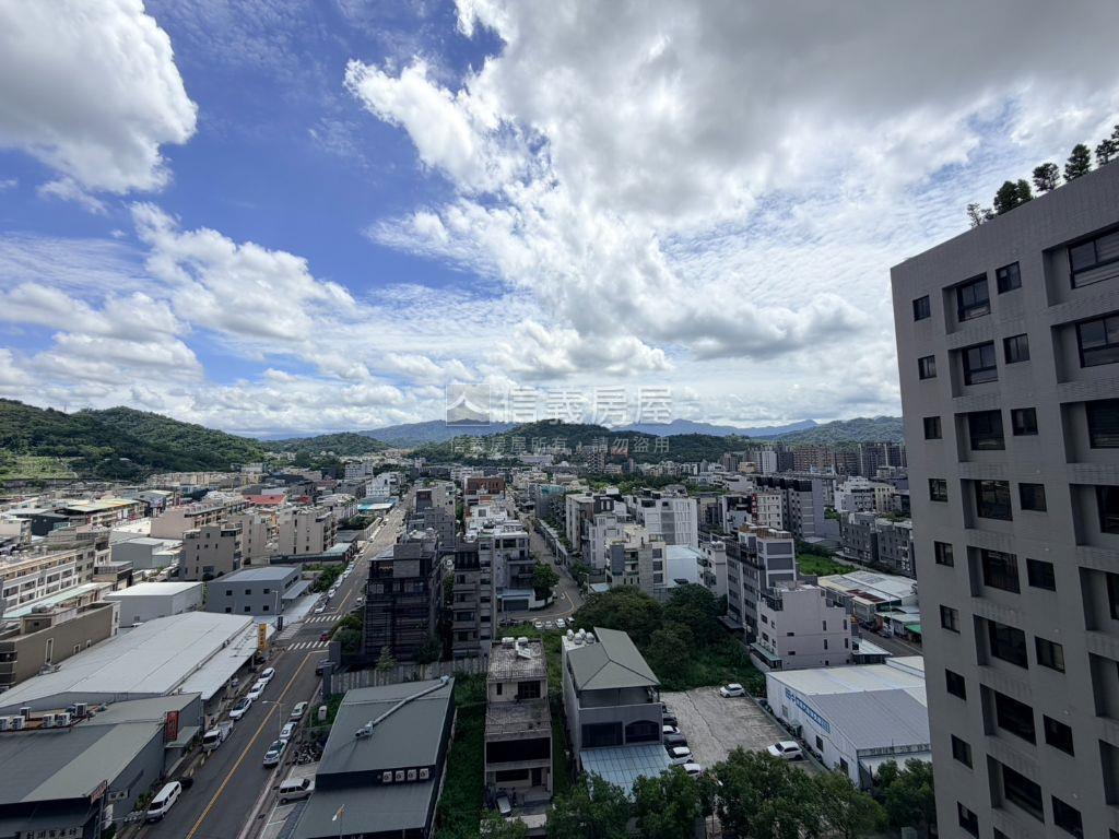 晴光花園三房平車房屋室內格局與周邊環境
