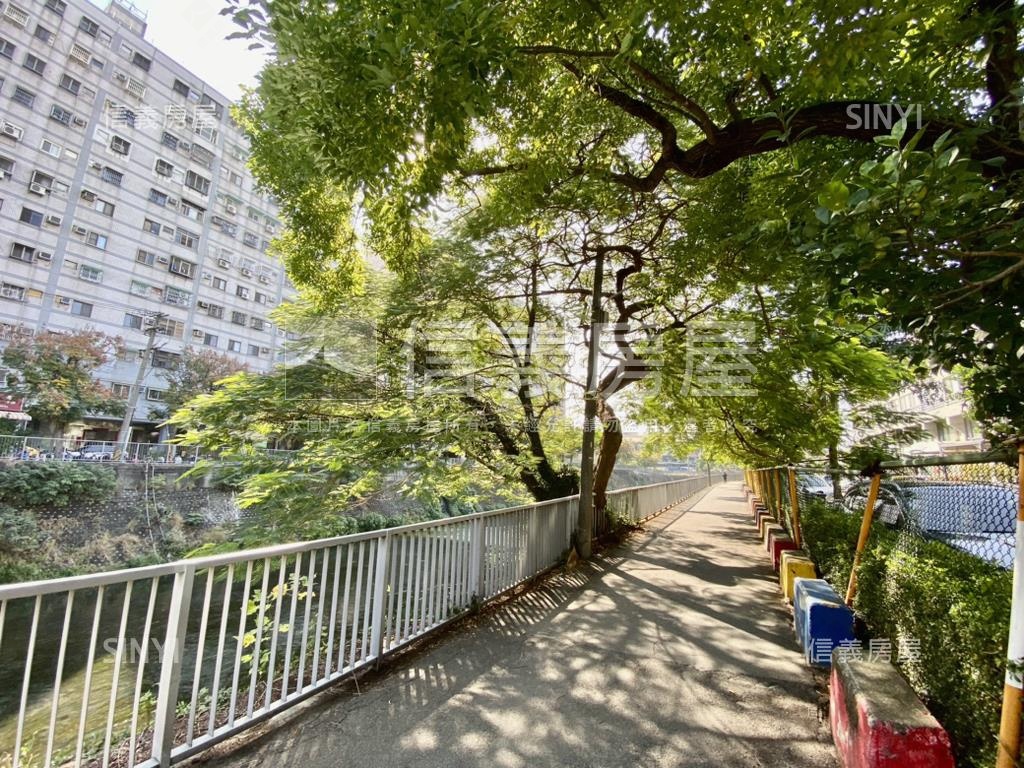 台灣大城綠意別墅房屋室內格局與周邊環境