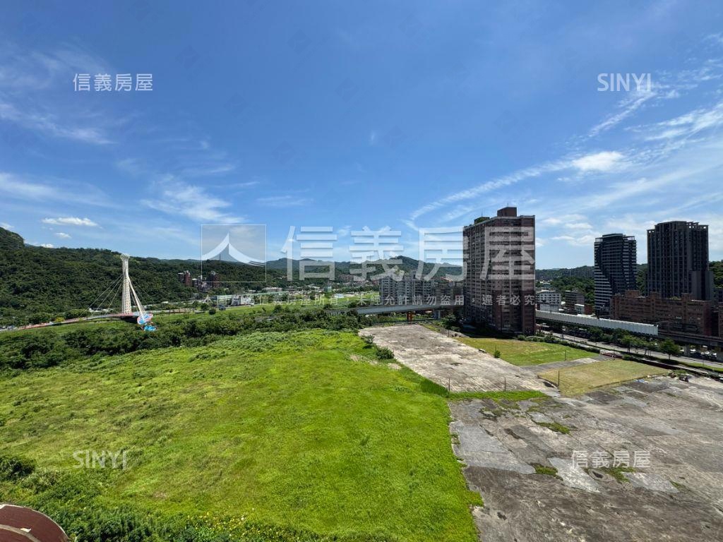 在找有景觀的三房車位嗎？房屋室內格局與周邊環境