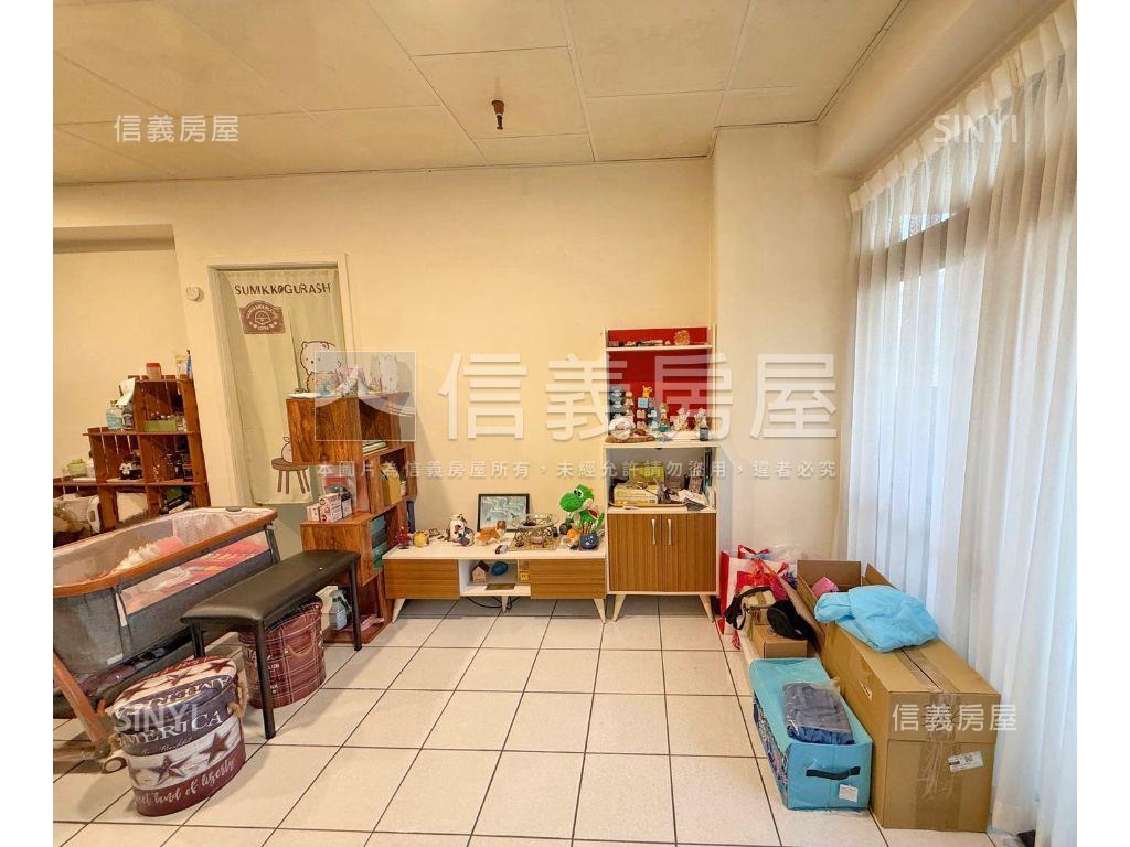 國安國宅雙衛開窗帝王戶房屋室內格局與周邊環境