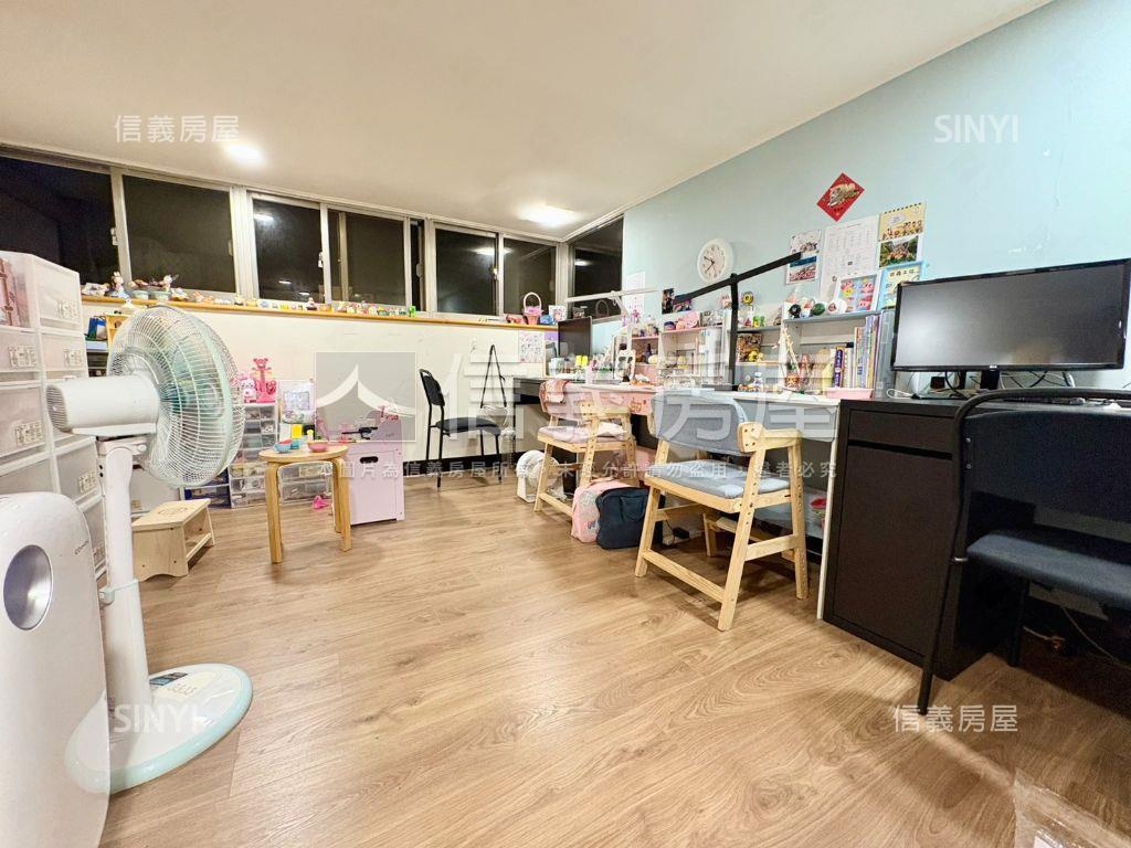 專任優質魔術空間好成家房屋室內格局與周邊環境