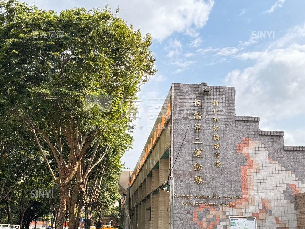中正路聚寶盆房屋室內格局與周邊環境