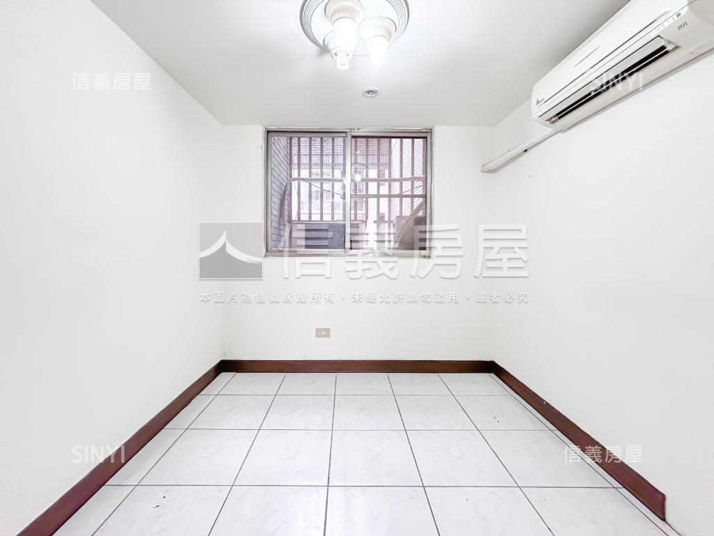 英郡Ａ採光大戶車位房屋室內格局與周邊環境