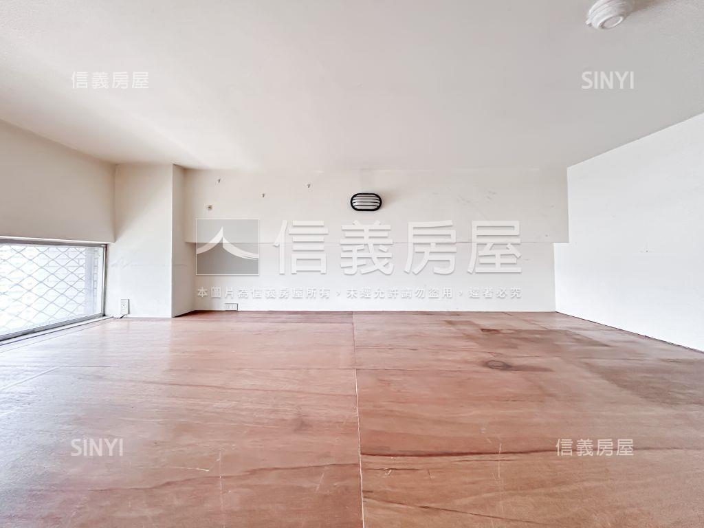 英郡Ａ採光大戶車位房屋室內格局與周邊環境