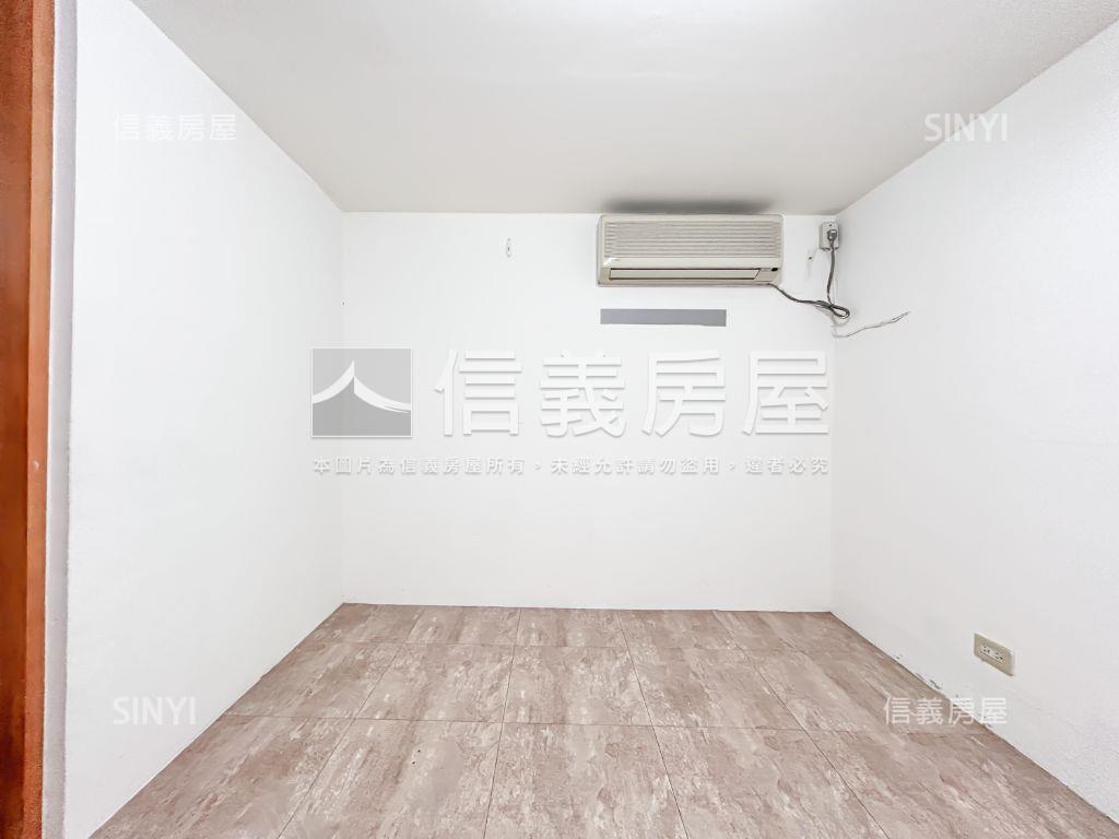 英郡Ａ採光大戶車位房屋室內格局與周邊環境