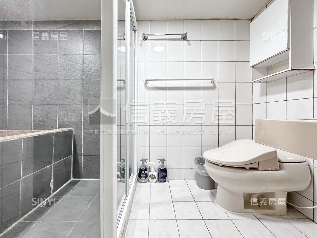 英郡Ａ採光大戶車位房屋室內格局與周邊環境