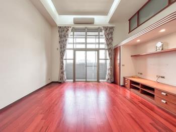 英郡Ａ採光大戶車位