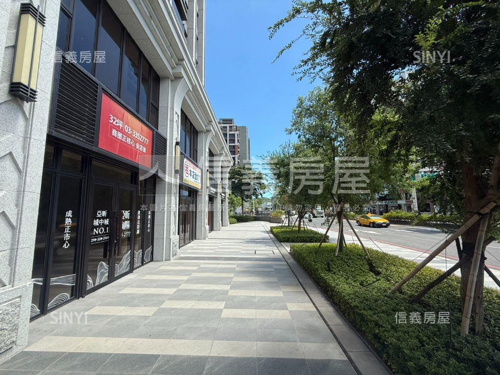 亞昕向陽面寬挑高金店面房屋室內格局與周邊環境
