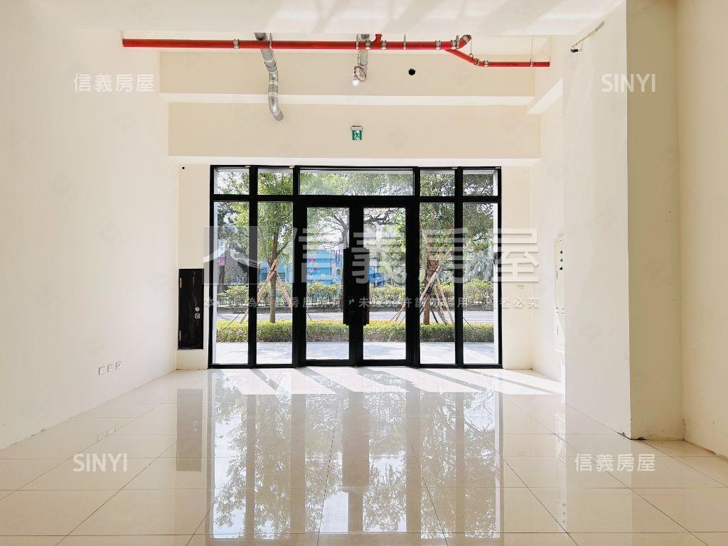 亞昕向陽面寬挑高金店面房屋室內格局與周邊環境