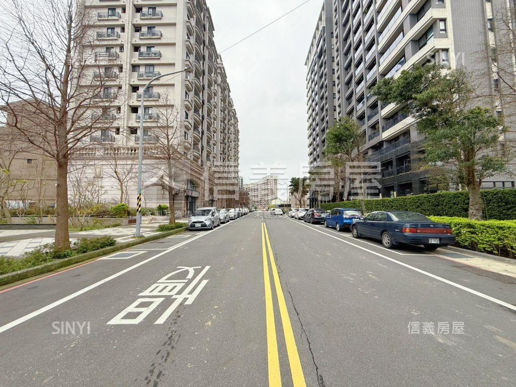 金軌首鋪・創富捷境房屋室內格局與周邊環境