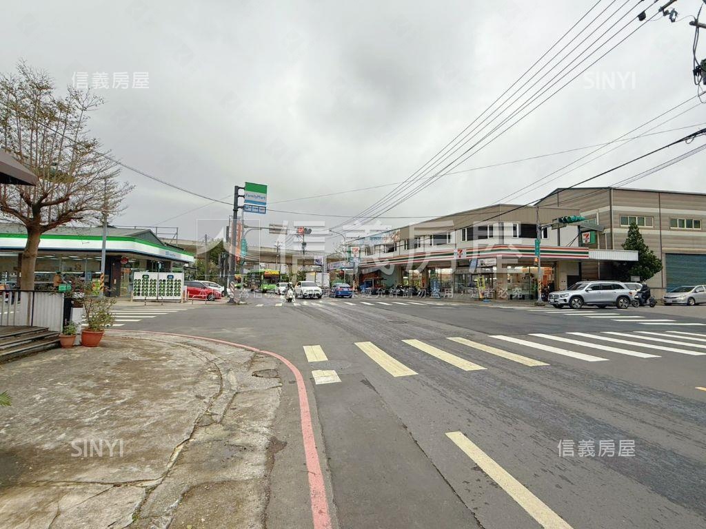 金軌首鋪・創富捷境房屋室內格局與周邊環境