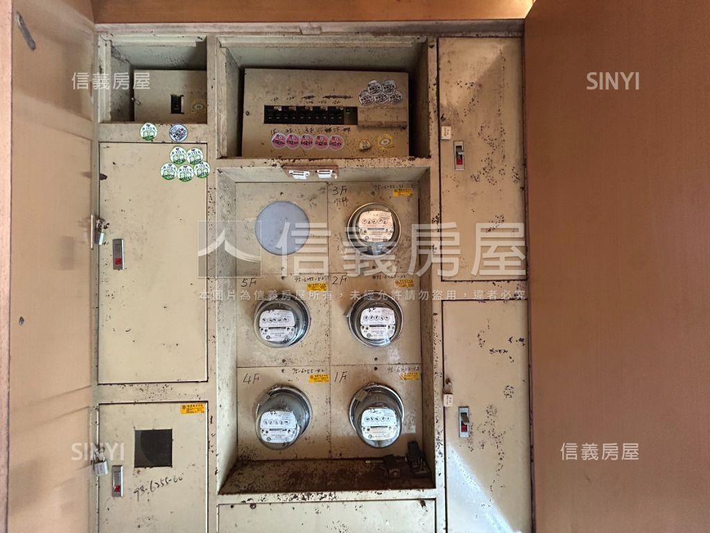 國光路約７米面寬黃金住店房屋室內格局與周邊環境