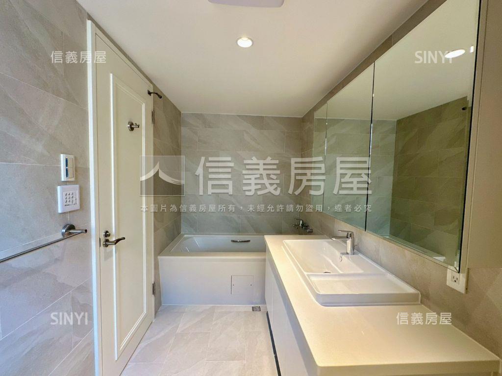 龍寶和臻邸三房雙車帝王戶房屋室內格局與周邊環境