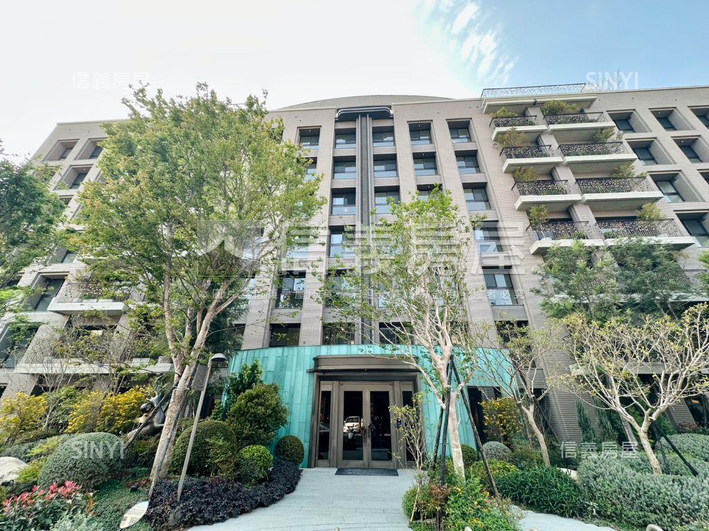 龍寶和臻邸三房雙車帝王戶房屋室內格局與周邊環境