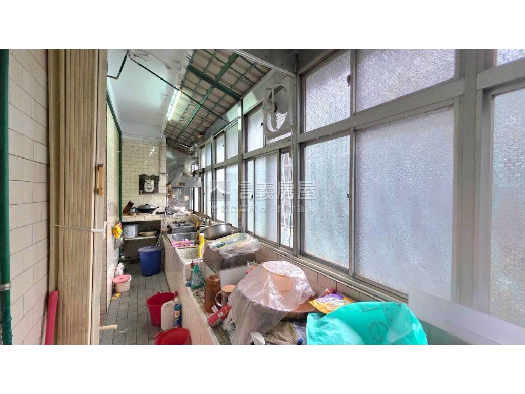 吉林路靜巷★低總價大空間房屋室內格局與周邊環境
