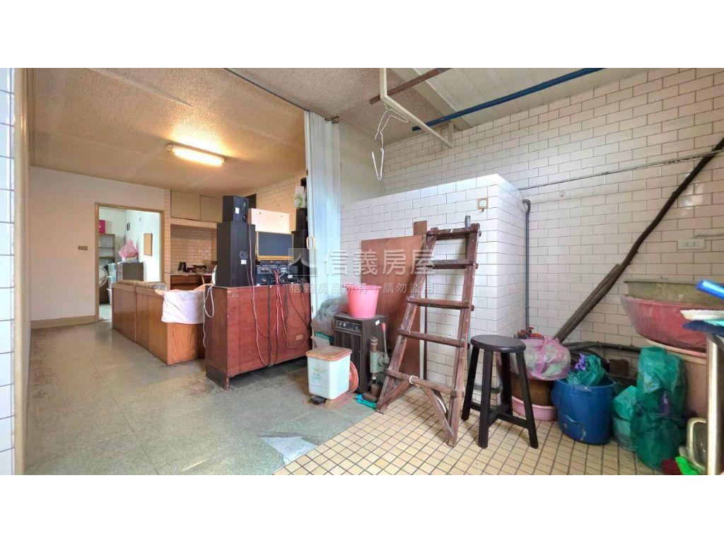 吉林路靜巷★低總價大空間房屋室內格局與周邊環境