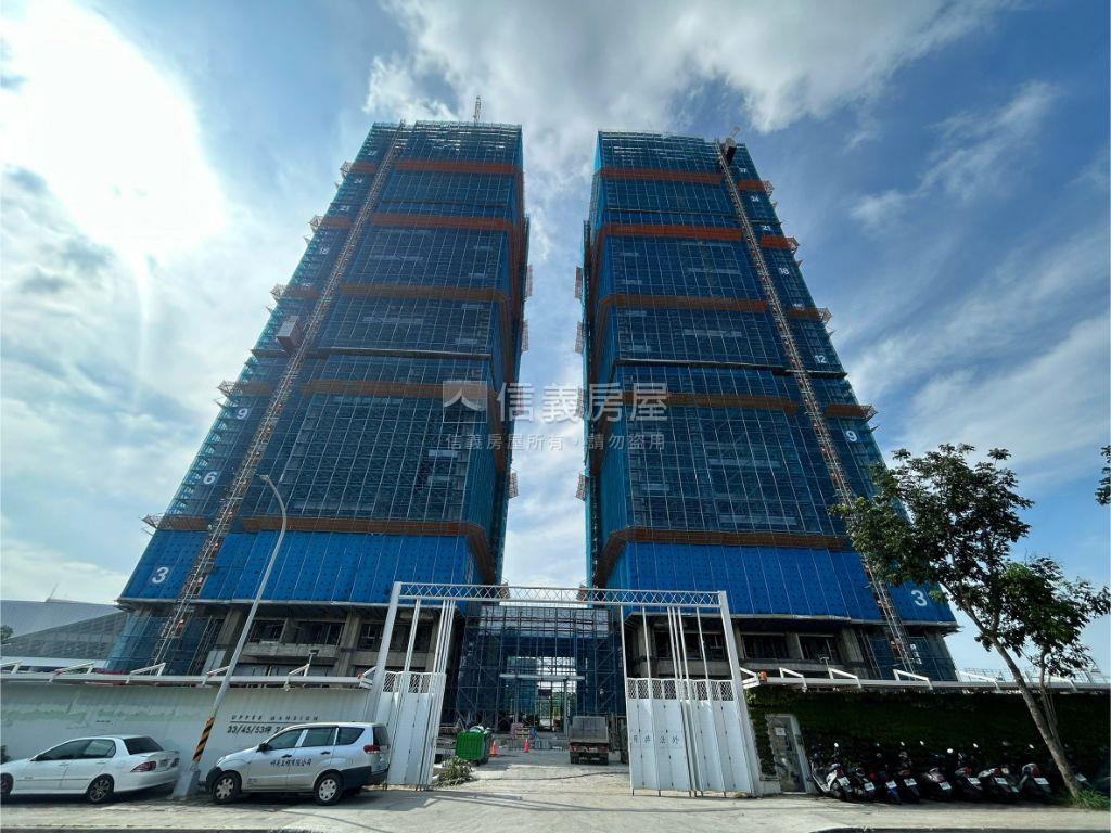 水湳經貿特區華固頂匯房屋室內格局與周邊環境
