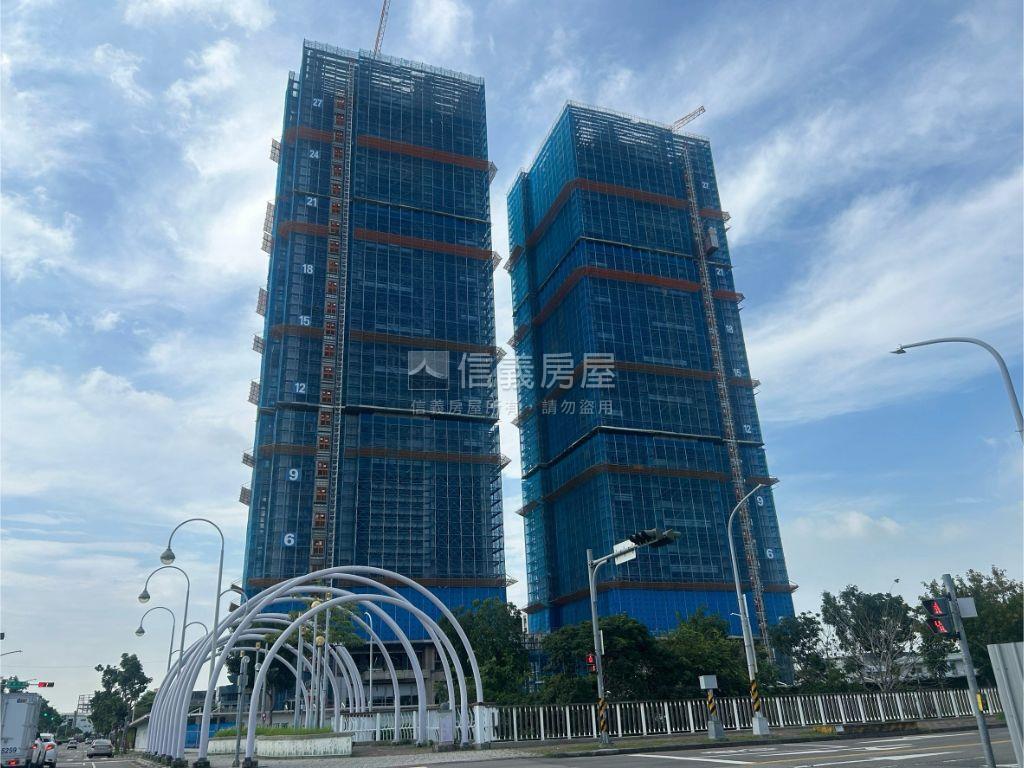 水湳經貿特區華固頂匯房屋室內格局與周邊環境
