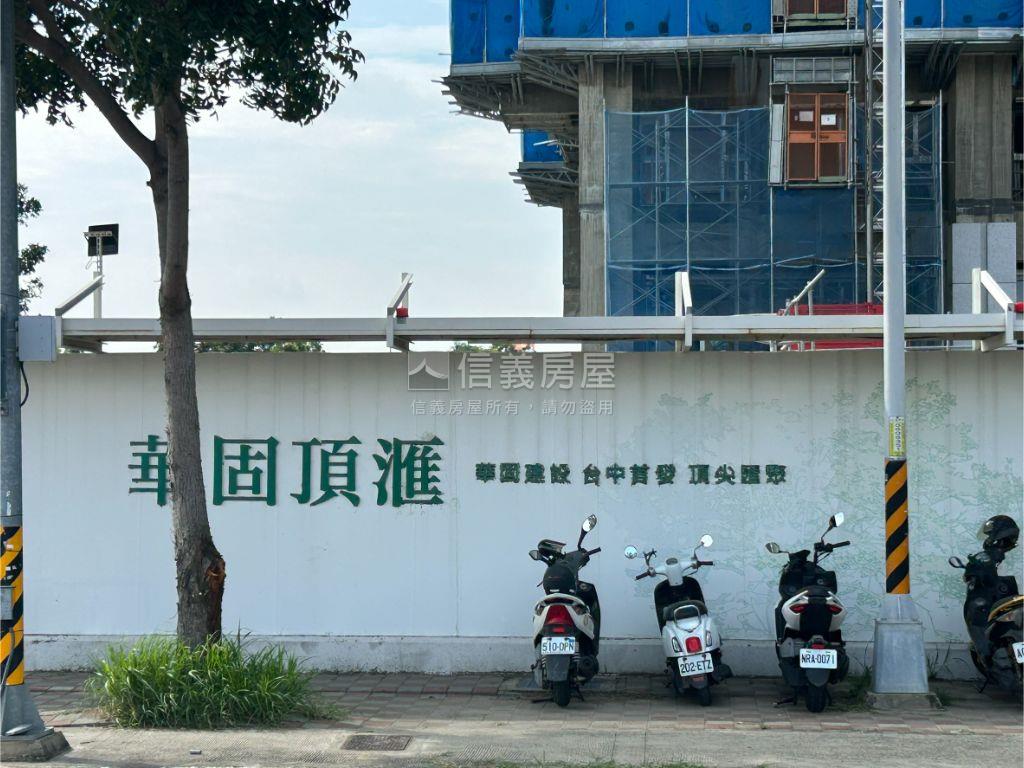 水湳經貿特區華固頂匯房屋室內格局與周邊環境