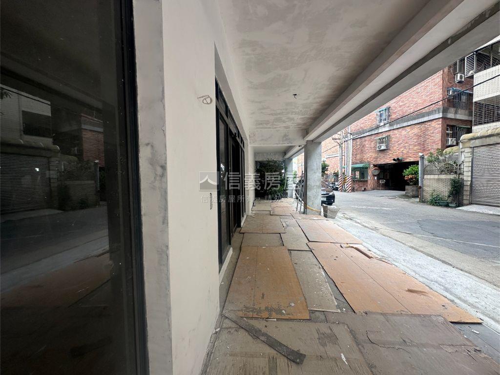 近桃園火車站全棟廠辦房屋室內格局與周邊環境