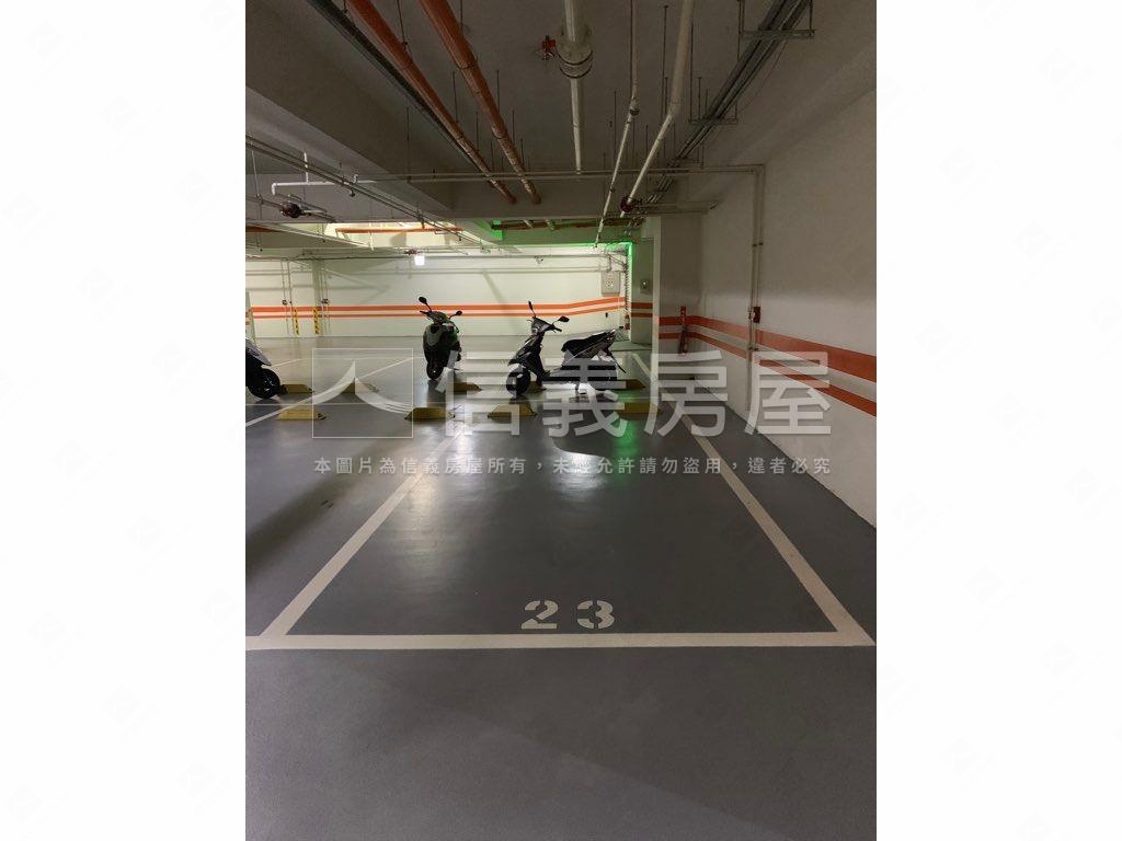 園區旁兩房平面車位房屋室內格局與周邊環境