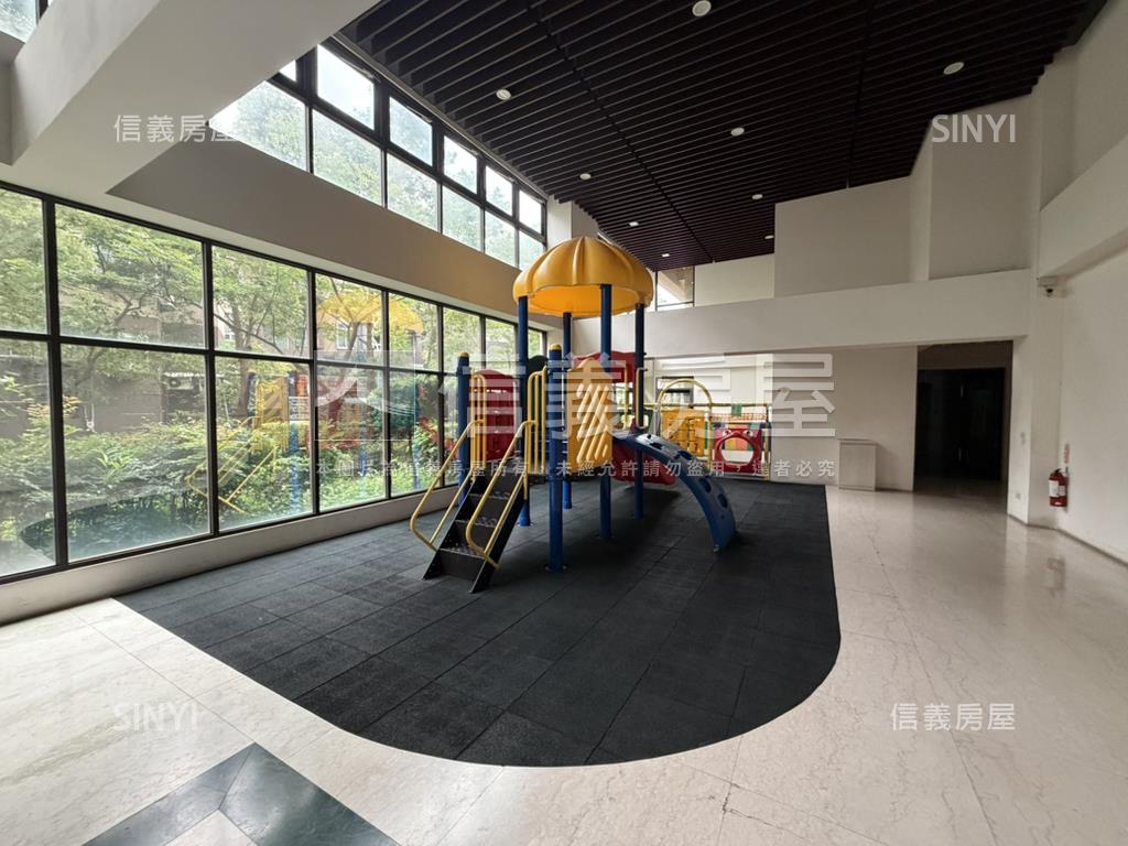 面公園景觀達文西兩房車位房屋室內格局與周邊環境