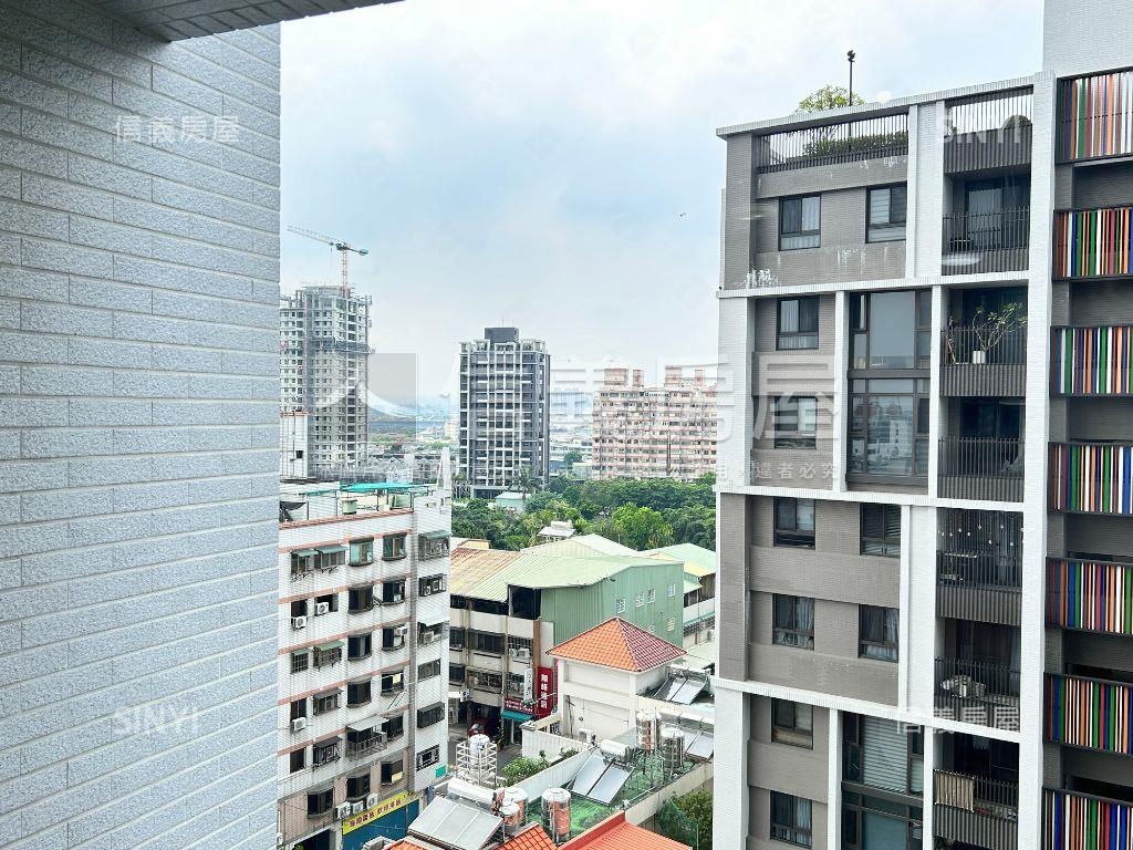精銳高樓層兩房平車房屋室內格局與周邊環境