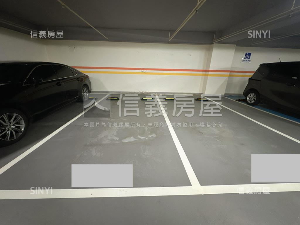 微美嵐三房平面車位房屋室內格局與周邊環境