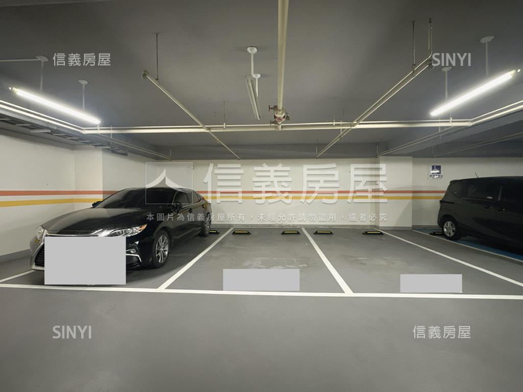微美嵐三房平面車位房屋室內格局與周邊環境