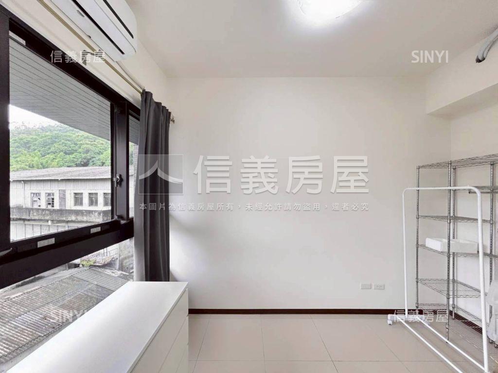 微美嵐三房平面車位房屋室內格局與周邊環境