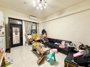 近新市鎮面公園車墅透天